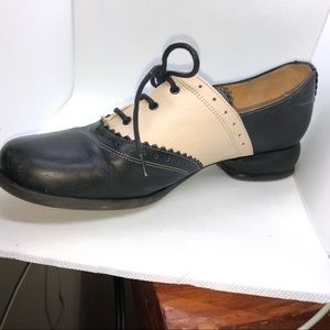 John Fluevog loafer Tan black lace up 7
